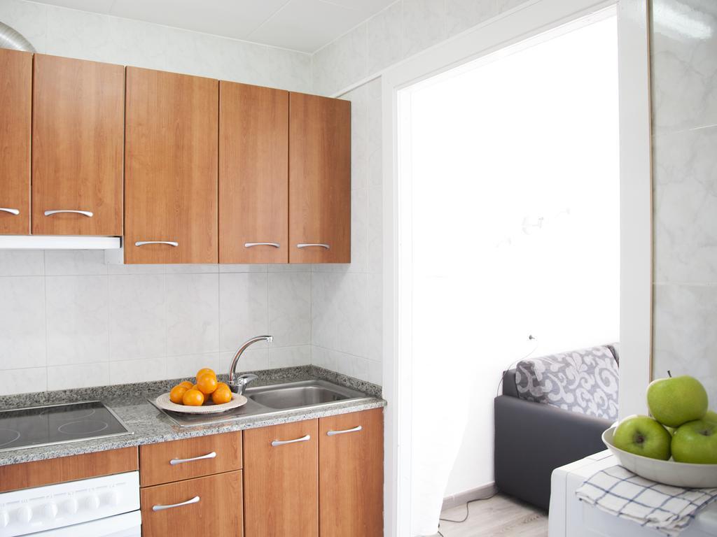 Apartaments Atzavara Calella Cameră foto