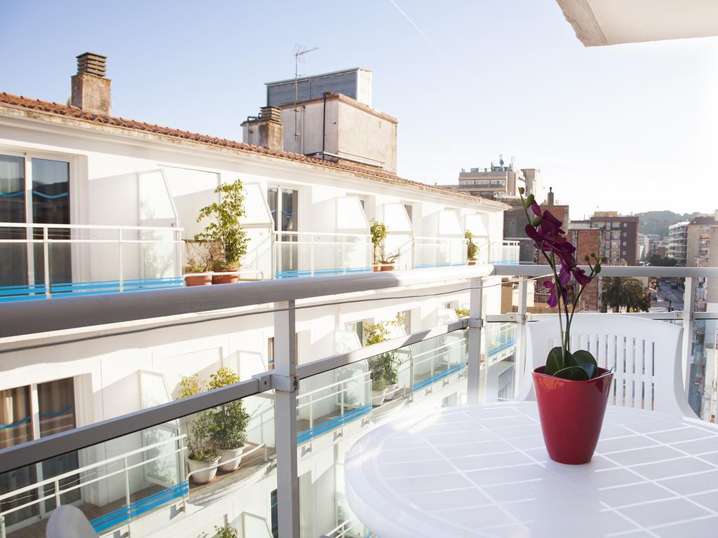 Apartaments Atzavara Calella Cameră foto