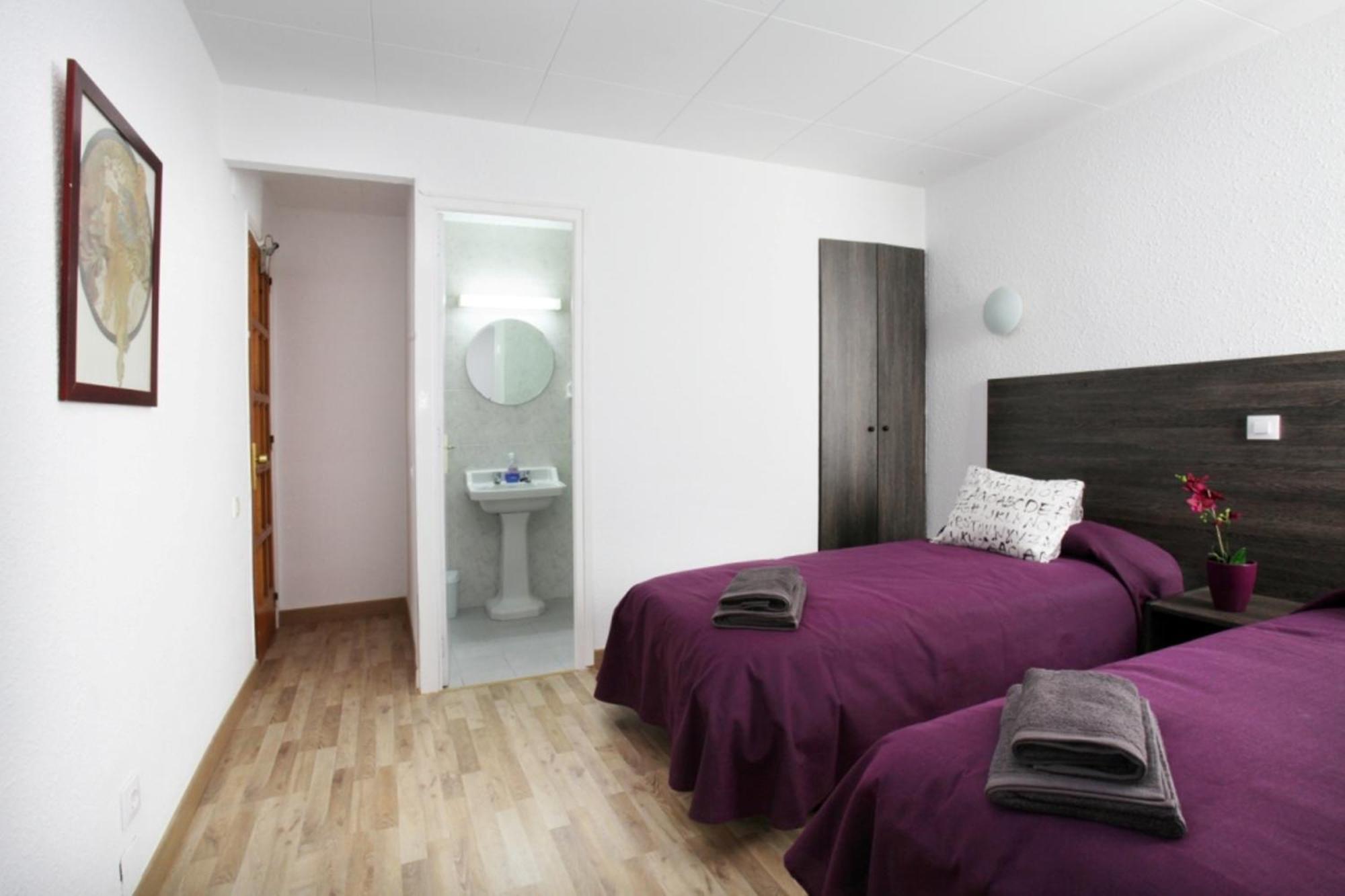 Apartaments Atzavara Calella Cameră foto
