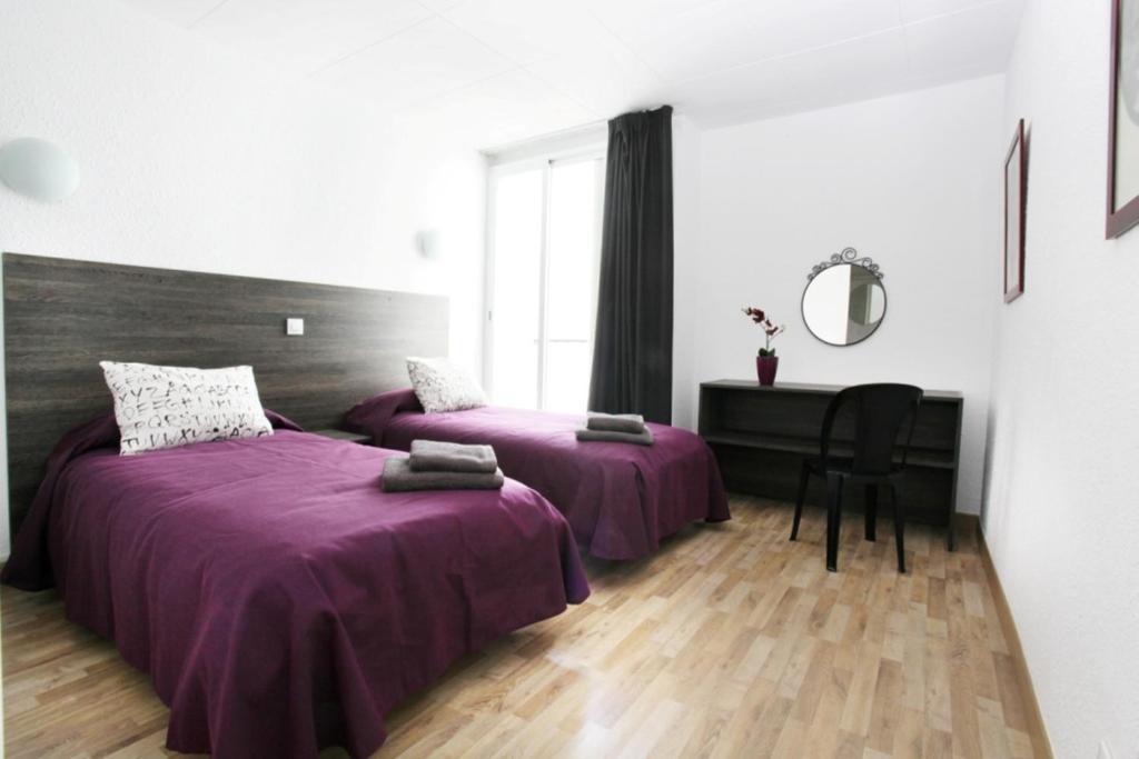 Apartaments Atzavara Calella Cameră foto